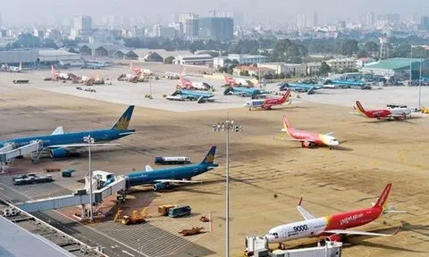 Nhiều chặng bay nội địa cao điểm Tết Nguyên đán 2023 đã gần kín chỗ