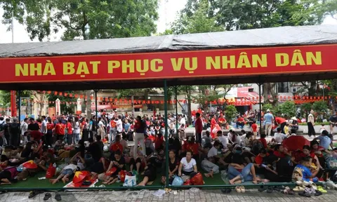 Hà Nội dựng 10 nhà bạt dã chiến phục vụ người dân xem diễu binh, diễu hành