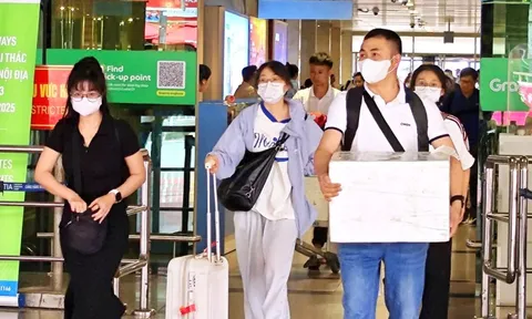 Dở khóc, dở cười khách bay tới nơi nhưng hành lý còn ở lại điểm đi