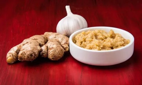 Tác dụng không ngờ của gừng, tỏi, rau lá xanh...