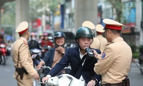 CSGT xử phạt hơn 2.800 tài xế vi phạm nồng độ cồn trong mùng 2 Tết