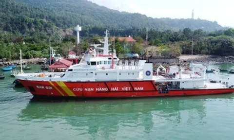 Cận cảnh 'siêu tàu' SAR 631 bảo vệ ngư dân giữa biển khơi