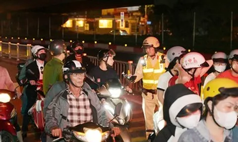 CSGT TPHCM xử lý hơn 10 nghìn trường hợp vi phạm trong 9 ngày nghỉ Tết