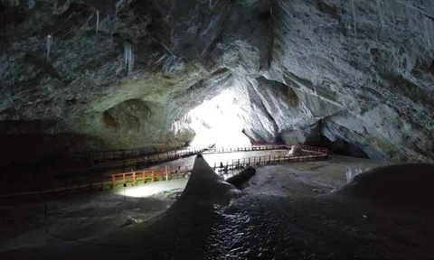 Sốc: Vi khuẩn bị đóng băng 5.000 năm vẫn kháng nhiều kháng sinh mạnh