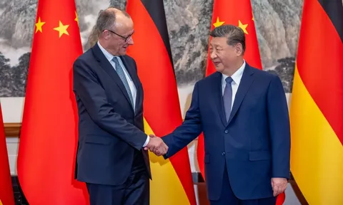 Ông Tập tiếp Thủ tướng Đức, hứa mua thêm tối đa 120 máy bay Airbus