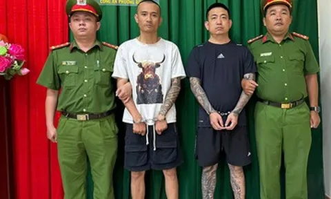 Bắt tạm giam 2 đối tượng hăm dọa, đánh người trên đường tại TPHCM