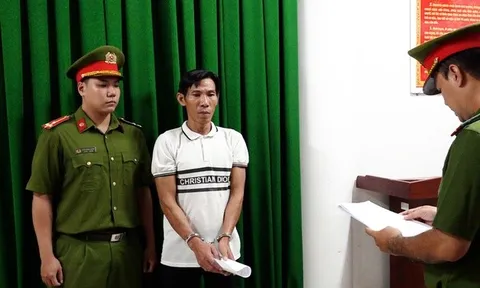 Vụ Thiếu tá công an hy sinh khi truy bắt "cát tặc": Khởi tố, bắt tạm giam 2 đối tượng