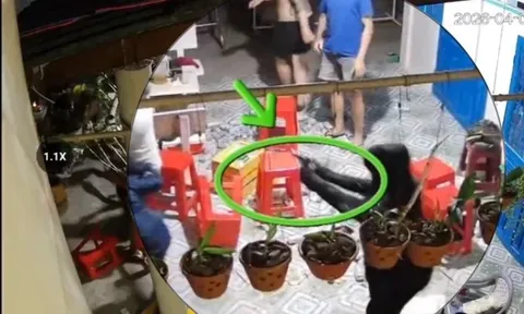 Điều tra nhóm thanh niên mang “súng” và dao truy sát 2 người bị thương sau cuộc nhậu