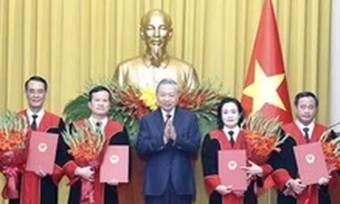 Tổng Bí thư, Chủ tịch nước Tô Lâm trao bổ nhiệm Thẩm phán, Phó chánh án Tòa án nhân dân tối cao