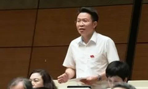 Đại biểu Quốc hội đề xuất bỏ quy định bắt buộc công chứng giao dịch bất động sản