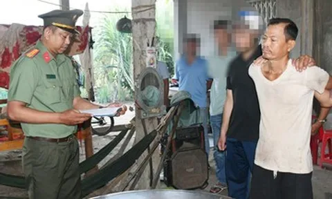 Công an Vĩnh Long bắt tạm giam đối tượng lợi dụng quyền tự do dân chủ