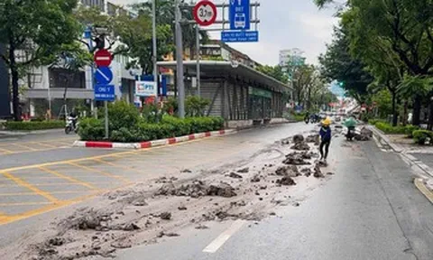 Hà Nội: Xử phạt tài xế xe ben làm rơi bùn kéo dài trên đường Láng Hạ