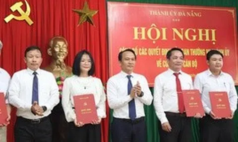Một xã ở Đà Nẵng thay bí thư và Chủ tịch UBND cùng lúc