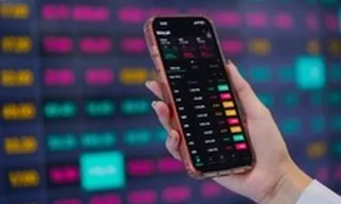 Lãnh đạo VPBank, Vinasun muốn gom hàng triệu cổ phiếu