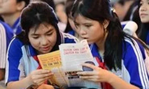 Bỏ thi lớp 10 liệu có hết áp lực?