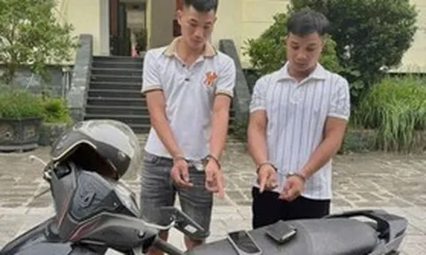 Bắt 2 kẻ đột nhập phòng trọ cướp điện thoại giữa đêm khuya