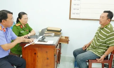 Sang nhà 'nói chuyện', người đàn ông đâm con rể của nữ hàng xóm tử vong