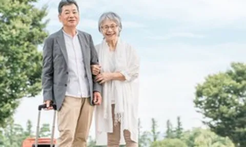 20 năm không ăn hàng, không điều hoà, không bình nước nóng: Cách tiết kiệm 11 tỷ đồng khiến cộng đồng mạng "rùng mình"
