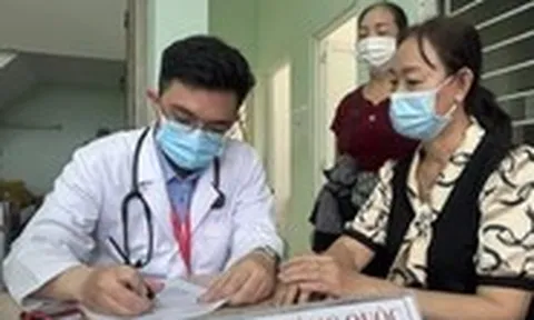 Người tạm trú tại TP.HCM có được khám sức khỏe định kỳ miễn phí?
