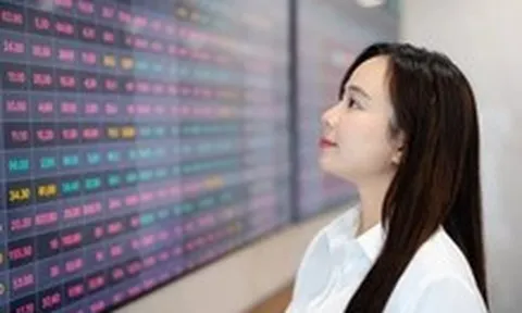 Hơn 68% nhà đầu tư 'đặt cược' chứng khoán tăng trong nửa cuối năm 2026, cơ hội và rủi ro thế nào?