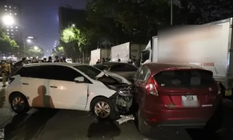 Khởi tố vụ tai nạn liên hoàn trên phố Nguyễn Chánh làm một người tử vong