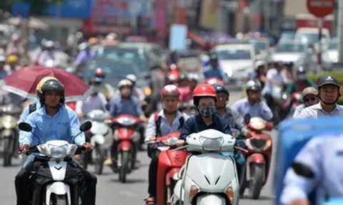 Miền Bắc nắng nóng 'đổ lửa': Hà Nội, Hưng Yên, Ninh Bình là tâm điểm 39 độ
