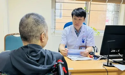 Bác sĩ bất lực nhìn người bệnh có nguy cơ hỏng thận vẫn quyết xin về uống thuốc nam