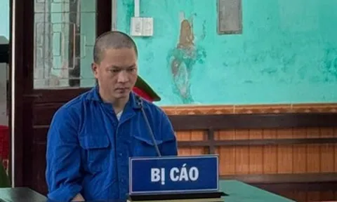 Kẻ bẻ gãy ‘Ngai vua triều Nguyễn’ bị tuyên phạt 3,5 năm tù