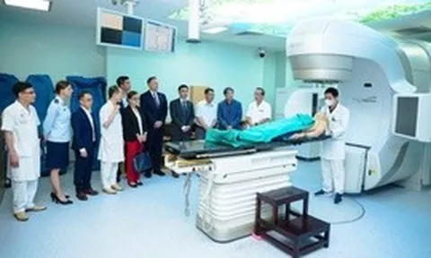 Khai trương mô hình đào tạo xạ trị - xạ phẫu đầu tiên tại Việt Nam