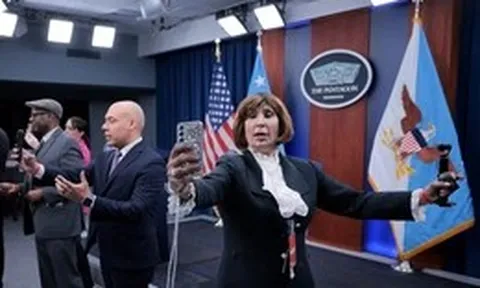 Mỹ siết visa lưu trú: Du học sinh tối đa 4 năm, phóng viên 240 ngày, riêng phóng viên Trung Quốc 90 ngày