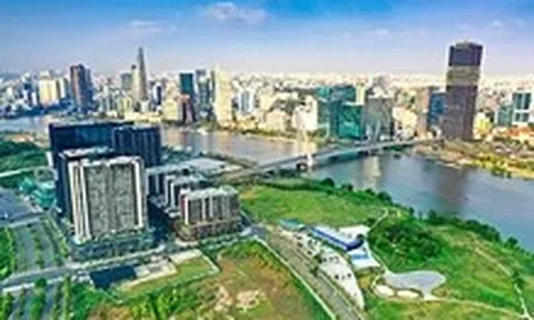 Chế độ tiền lương, tuyển dụng tại các trung tâm tài chính quốc tế được thực hiện như thế nào?