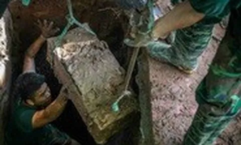 Khai quật tìm danh tính 469 liệt sĩ chống Pháp sau 70 năm tại Nghĩa trang Mai Dịch