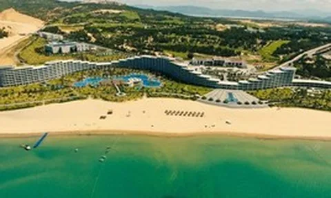 Dự án 20.000 tỷ đồng bên bờ biển miền Trung: Rộng 1300ha, có hồ bơi, có sân golf, hai lần nhận danh hiệu "hàng đầu Việt Nam"