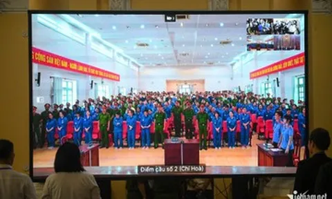 Ca sĩ Chi Dân và 'tiệc' ma túy bên chiếc nồi inox