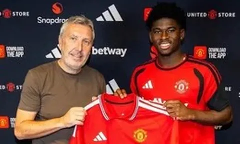 Man United chi đậm để mua tiền vệ trẻ tại Ngoại hạng Anh