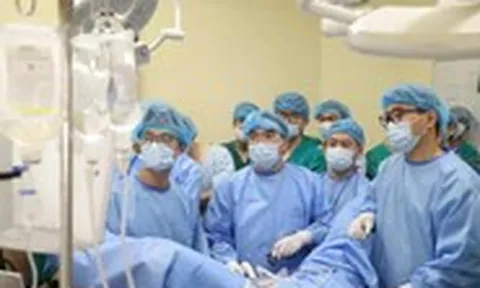 Ung thư tăng ở người trẻ: Dinh dưỡng xấu và coi thường vận động
