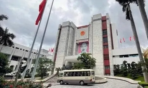 Đề xuất hạ giải trụ sở HĐND - UBND TP Hà Nội để xây tòa nhà cao 9 tầng thay thế