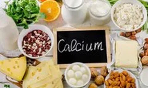 Canxi hữu cơ hay vô cơ tốt hơn, có nên uống nhiều loại cùng lúc?
