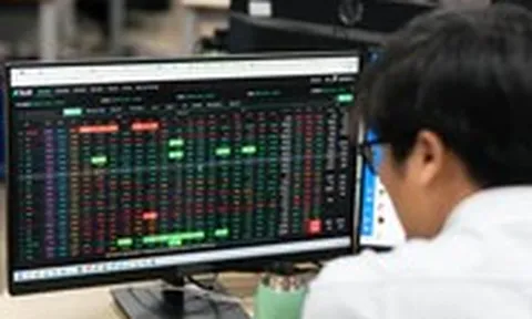 Chứng khoán 15-9: VN-Index có thể điều chỉnh, nên giữ tỉ trọng cổ phiếu bao nhiêu?