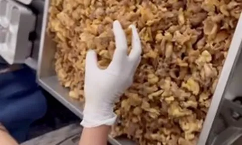 Vụ suất ăn bán trú 'toàn tóp mỡ': Thịt không bất thường, định lượng chưa bảo đảm