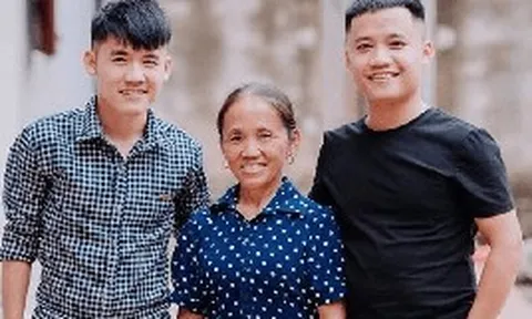 Thu nhập của con trai bà Tân Vlog