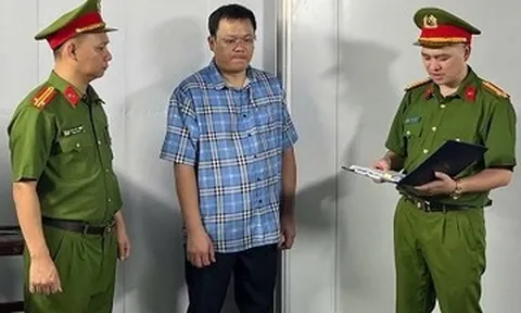 Khởi tố giám đốc công ty sản xuất hơn 1,2 triệu viên sủi giả