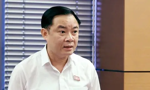 Chủ tịch Petrovietnam, Petrolimex kể 'hậu trường' cung ứng 25 triệu thùng dầu, giảm giá xăng dầu cho người dân
