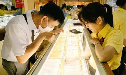 Giá vàng hôm nay 22-10: Vàng miếng, vàng nhẫn tiếp tục giảm