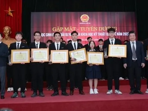 Năm 2022: 100% học sinh Việt Nam tham gia Olympic quốc tế đều đạt giải