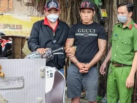 Vĩnh Long: Bắt khẩn cấp đối tượng xăm trổ mua bán ma túy