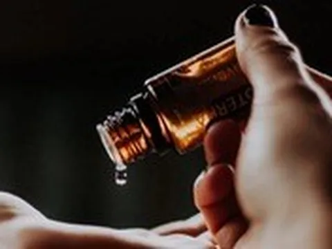 Bộ Y tế đình chỉ lưu hành, thu hồi toàn quốc ba loại mỹ phẩm nhập khẩu từ Pháp