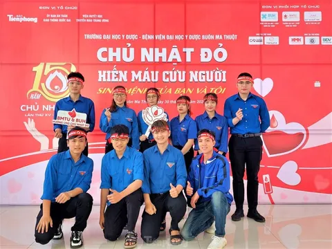 Tuổi 18 làm điều ý nghĩa