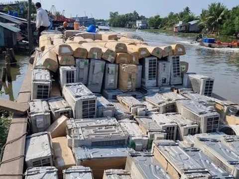 10 năm tù cho 2 bị cáo chở hàng hóa trái phép qua biên giới