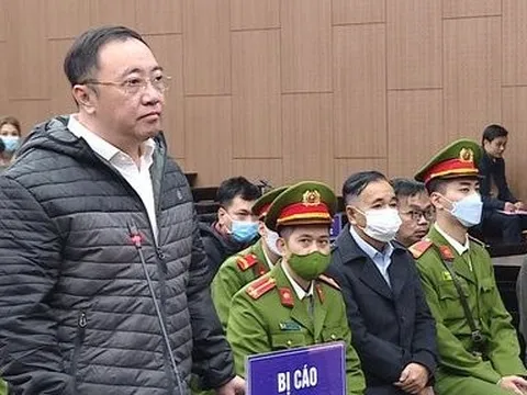 Xét xử AIC: Phan Huy Anh Vũ xin lỗi vợ vì "không mang một đồng nào về nhà"